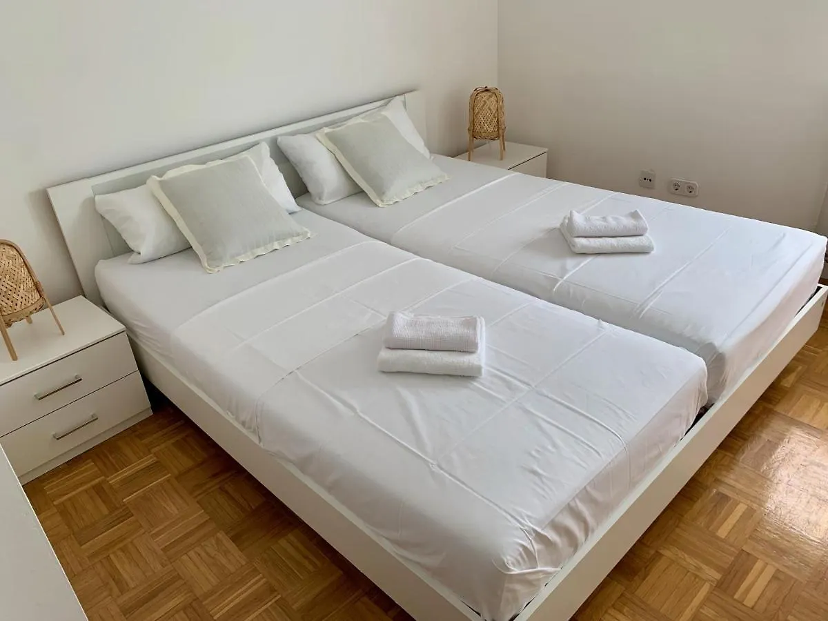 Apartments Janko Pakostane 0*,